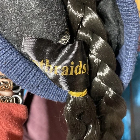 NWT VIP braid hat​ - Picture 4 of 5